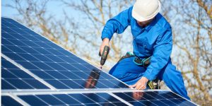 Installation Maintenance Panneaux Solaires Photovoltaïques à Assac